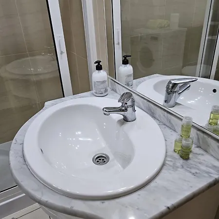 Azahara Playa Vistas - - Playa De Americas Appartement